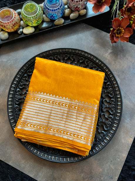 Yellow Mangalagiri Pattu