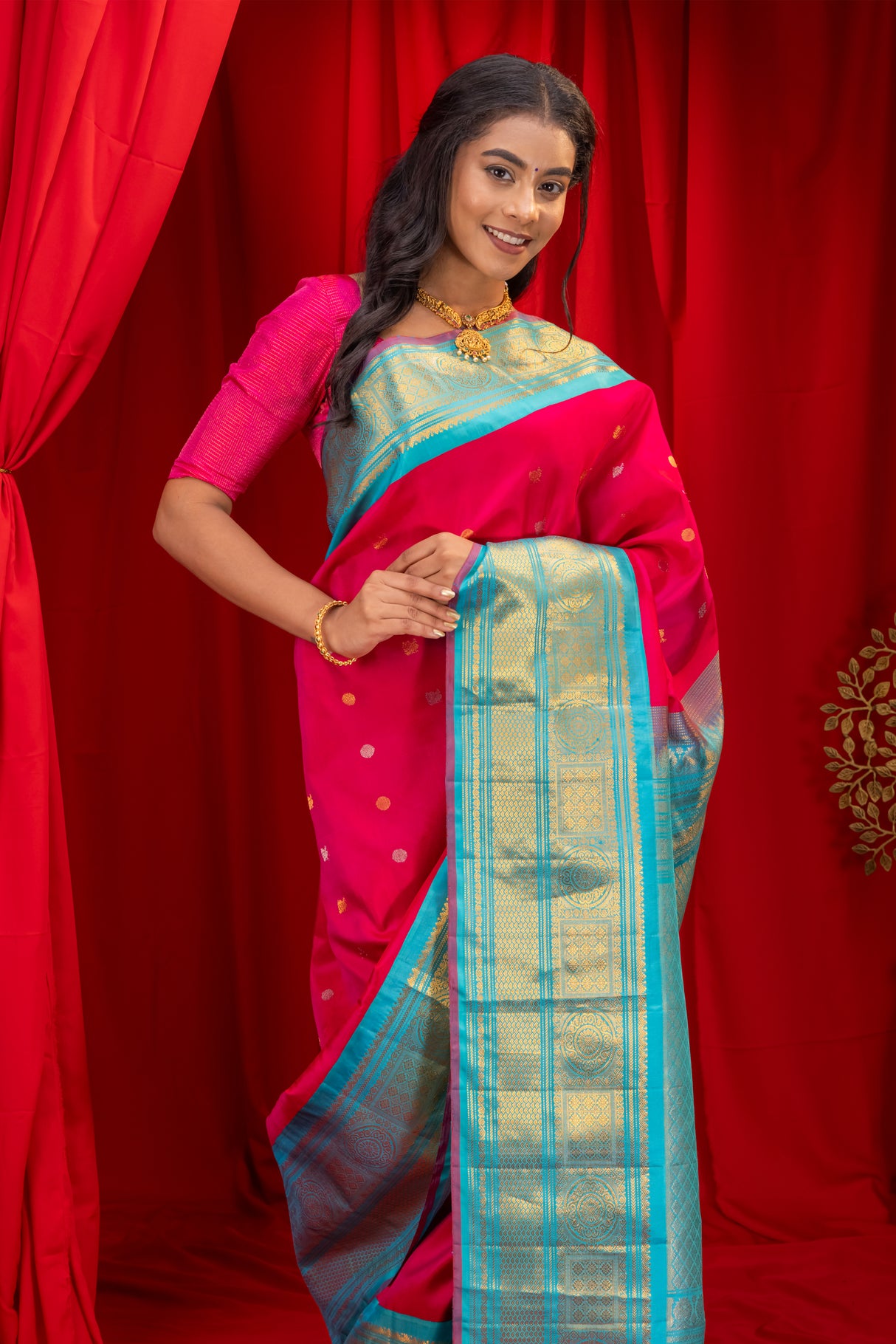 Gadwal Handloom Pure Silk Saree