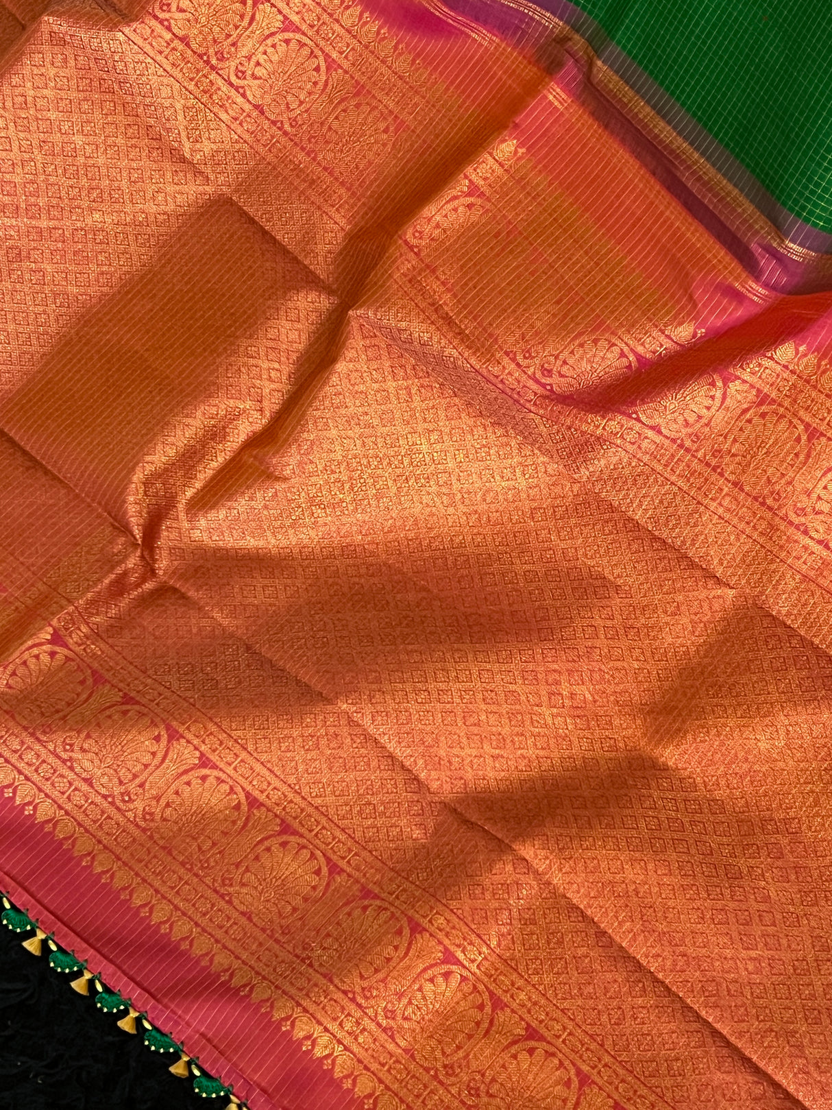 Korvai Kanchipuram borderless pure silk Green