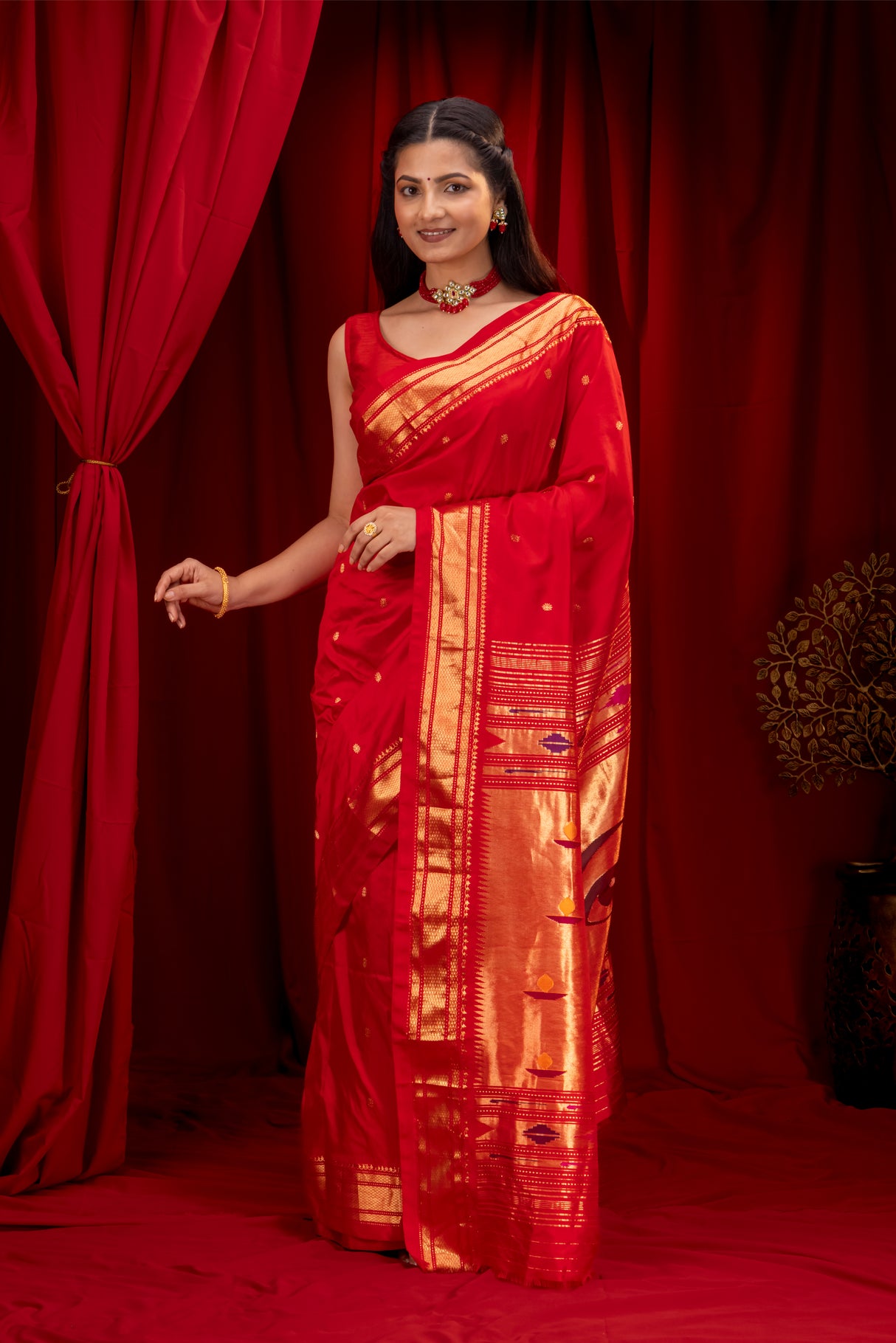 Gadwal Handloom Pure Silk Saree