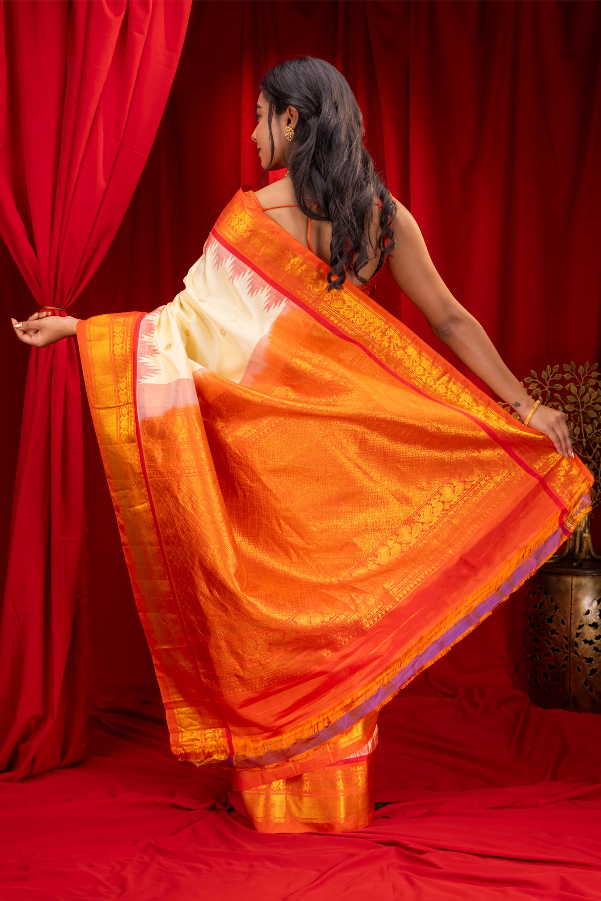 Gadwal Handloom Pure Silk Saree