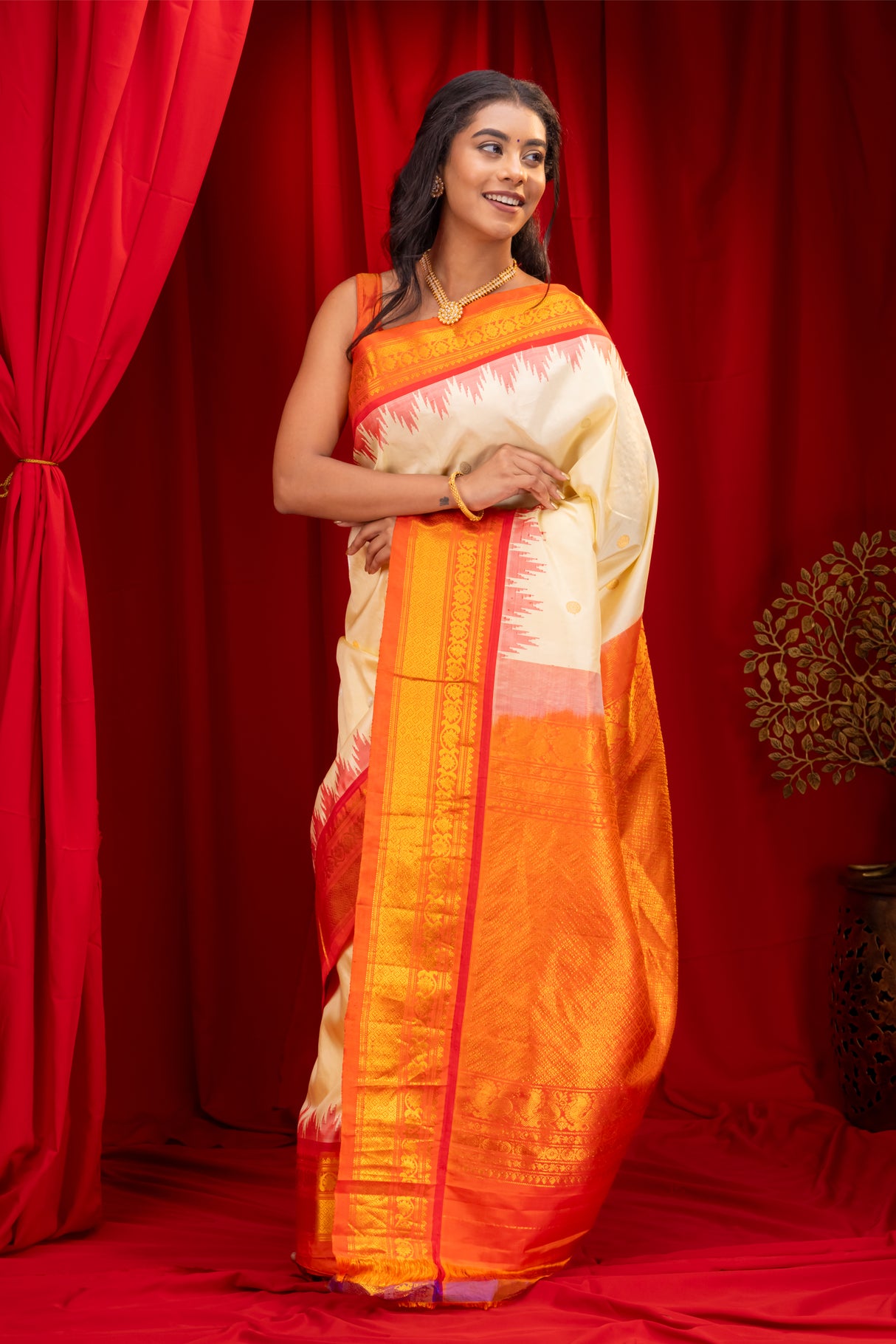 Gadwal Handloom Pure Silk Saree