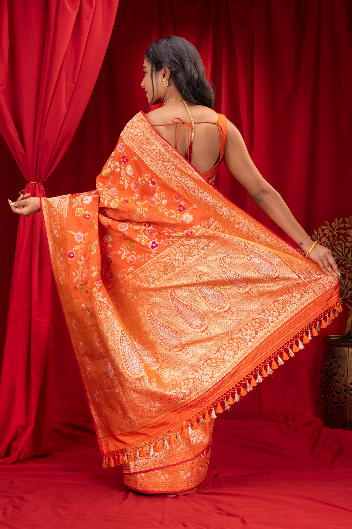 Gadwal Handloom Pure Silk Saree