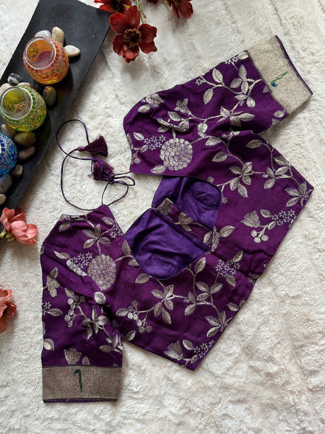 Purple embroidered Silk Blouse 38