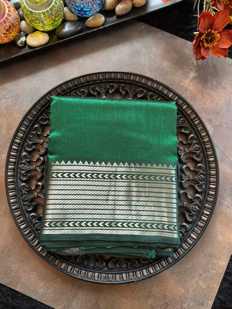 Green Mangalagiri Pattu