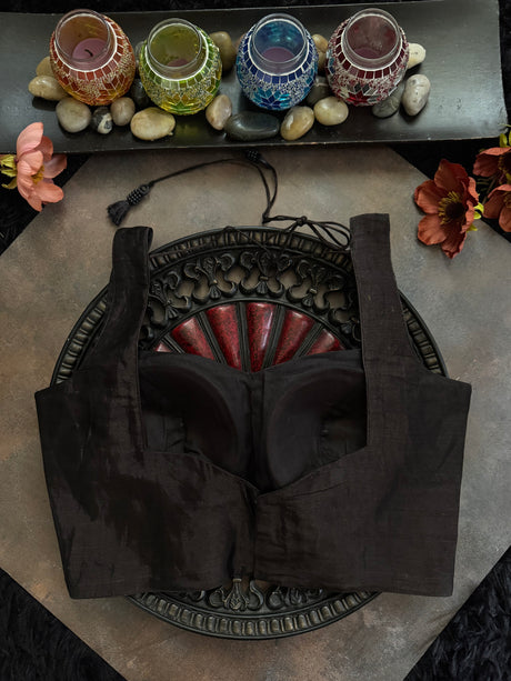 Black Tissue Sleeveless Blouse 36