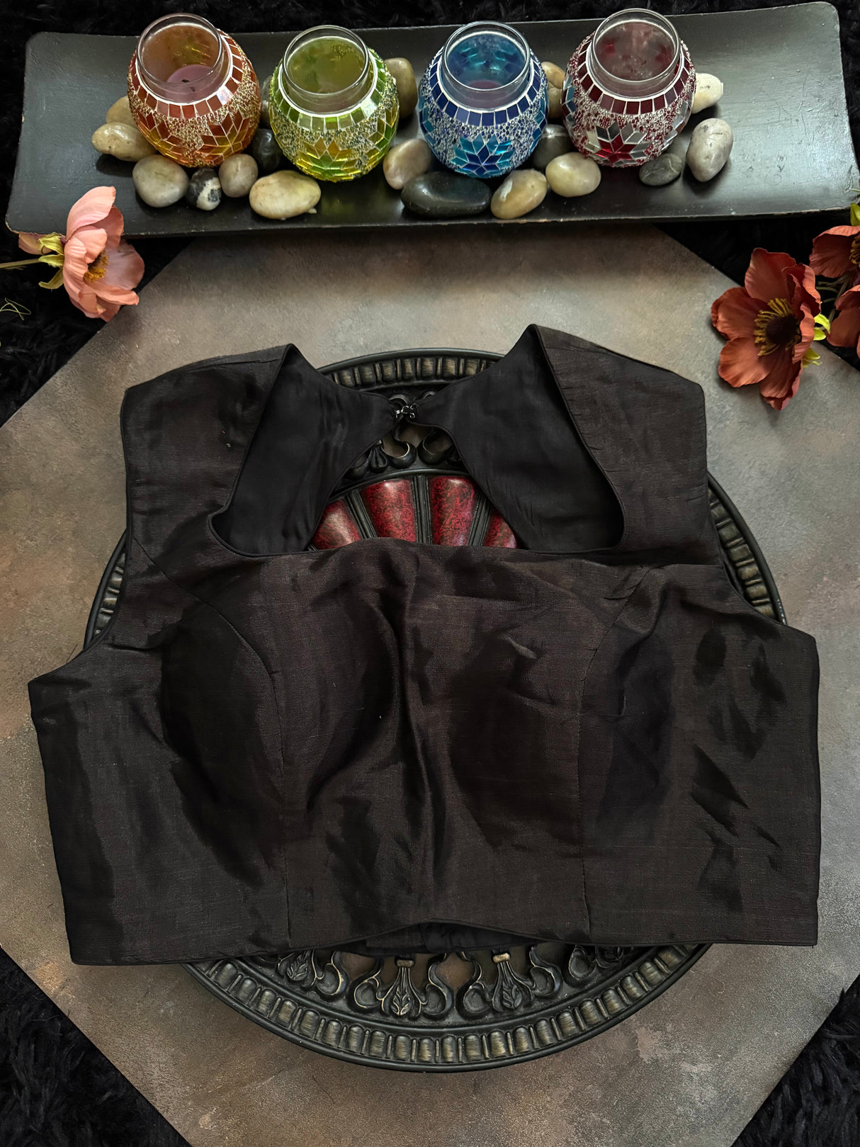Black Tissue Closed Shoulder Sleeveless Blouse 36