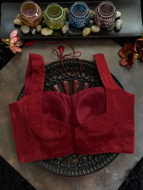 Red Tissue Sleeveless Blouse 36