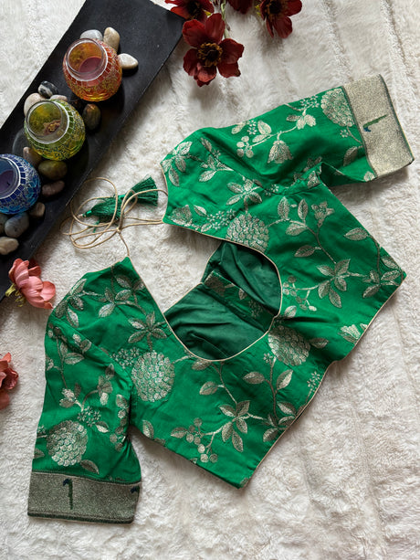 Green embroidered Silk Blouse 38