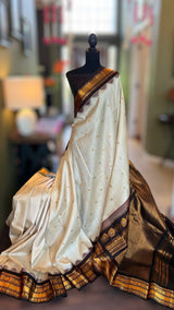 Off white dark chocolate combo Gadwal Pure silk