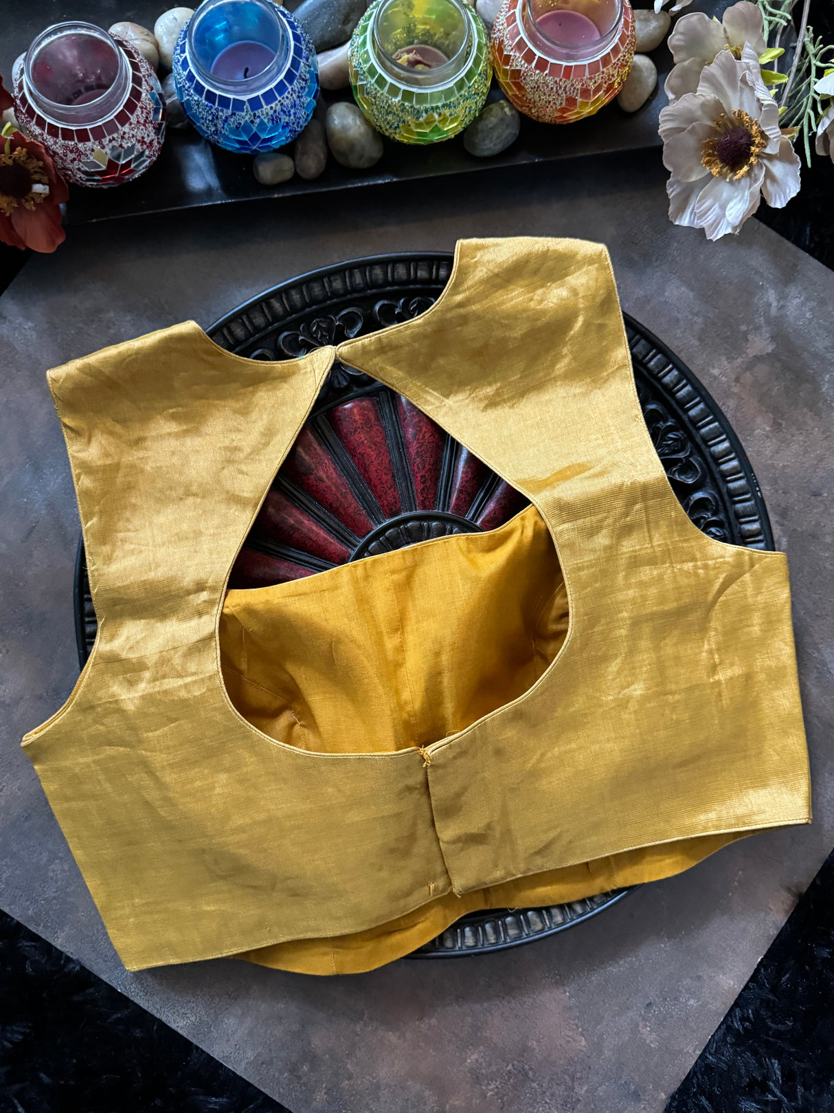 Yellow Gold Tissue Closed Shoulder Sleeveless Blouse 38