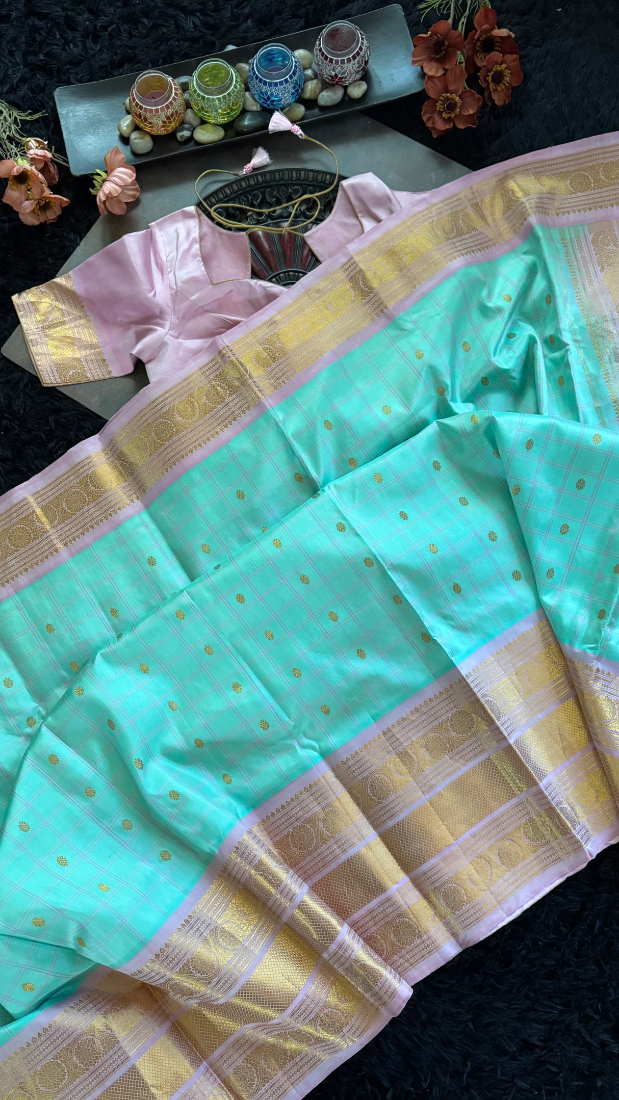 Turquoise Light Pink Gadwal Handloom Pure Silk