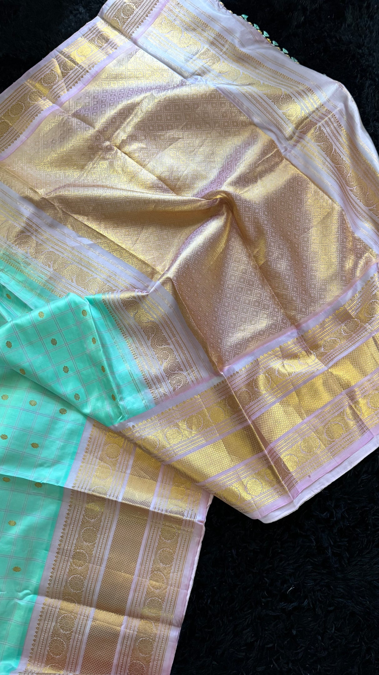 Turquoise Light Pink Gadwal Handloom Pure Silk