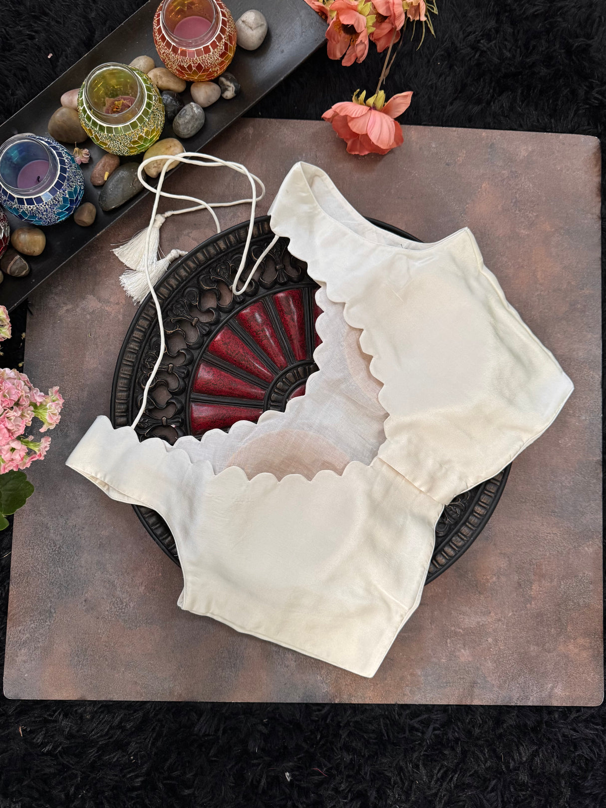 Ivory Satin Sleeveless scalloped V neck Blouse 38