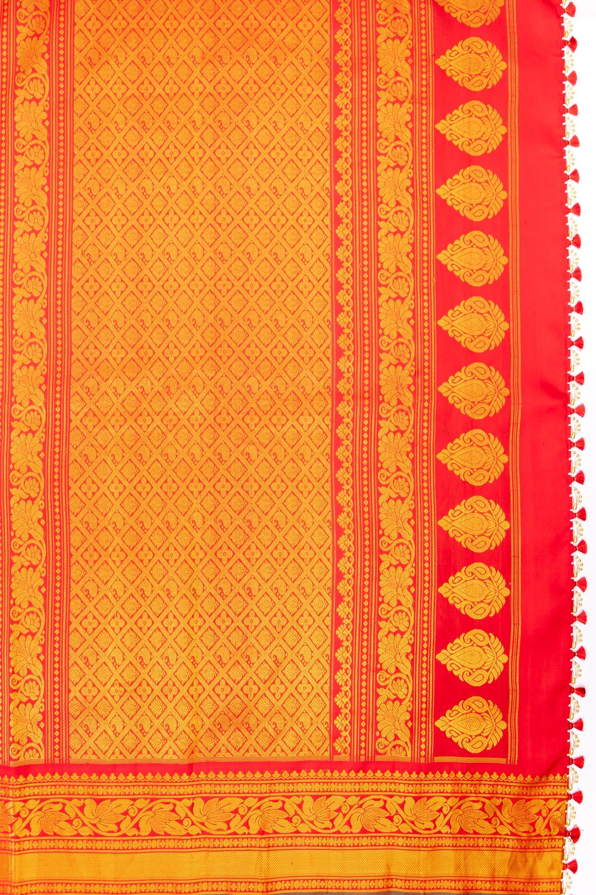 USA Gadwal Handloom Pure Silk cream with red combo 57