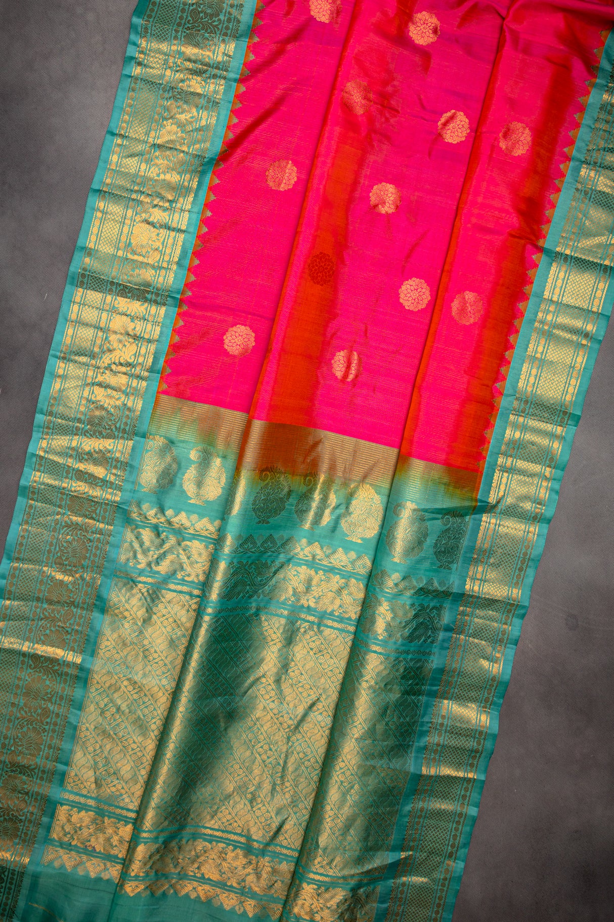 Gadwal handloom Pure Silk