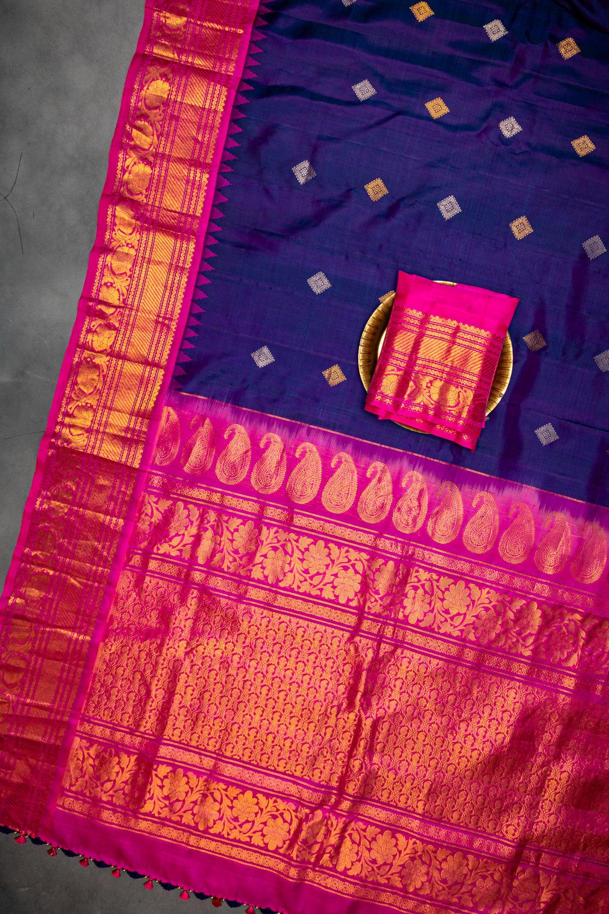 Gadwal handloom Pure Silk saree