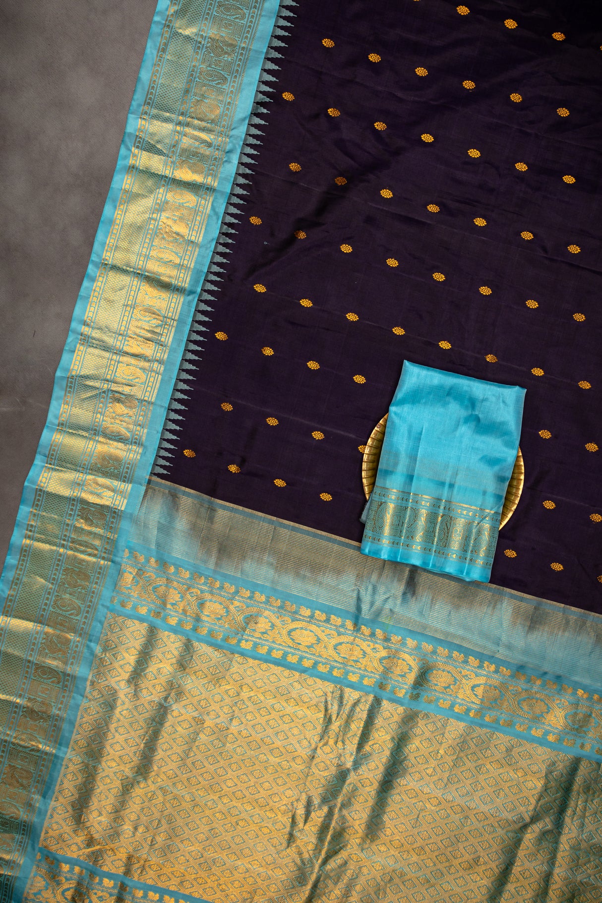 Gadwal handloom Pure Silk saree