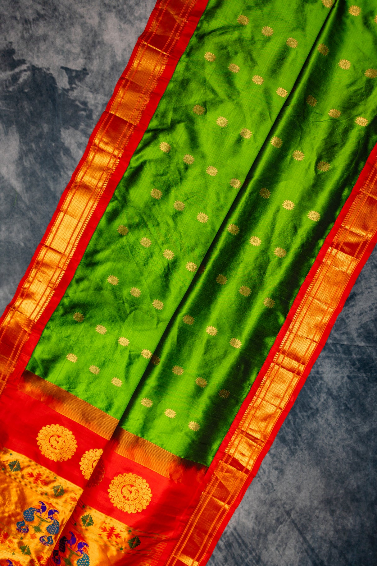 Maharani Paithani Handloom Kadiyal Pure Silk BLR