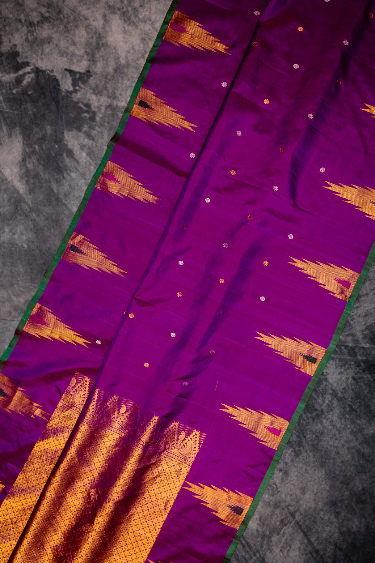 Gadwal Pure Silk saree Purple Temple