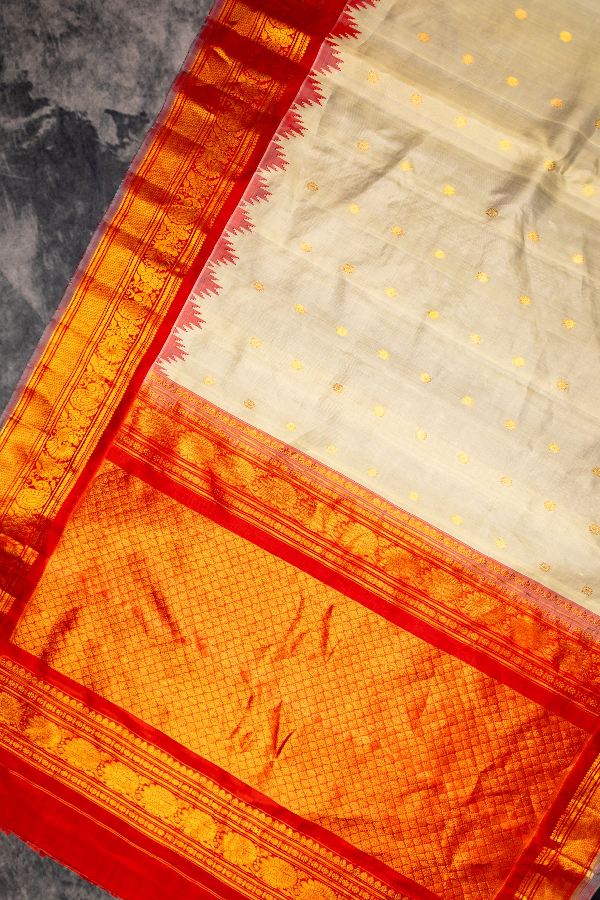 Gadwal Handloom Pure Silk BLR