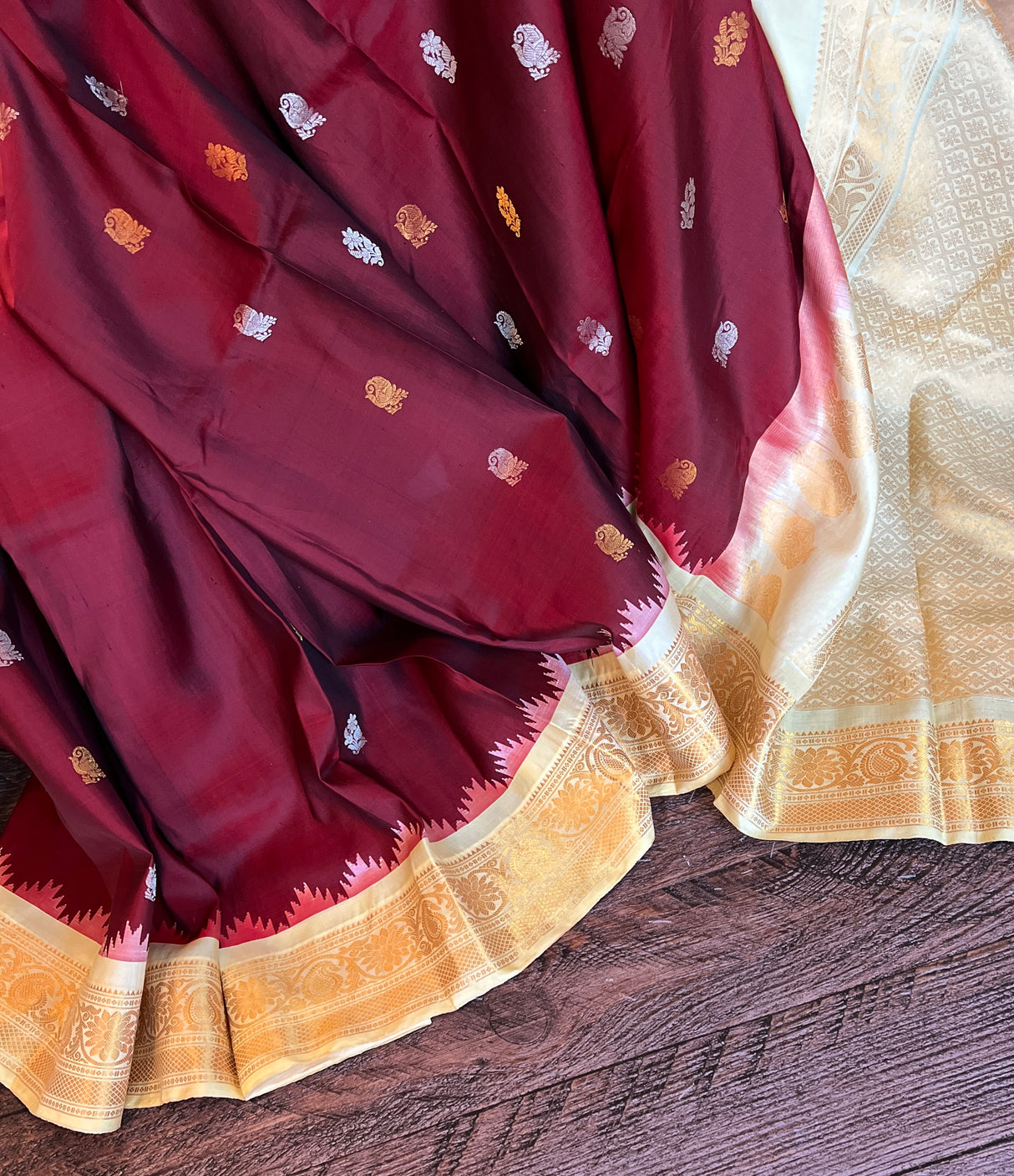 Maroon Beige Gadwal Kanchi Pure Silk