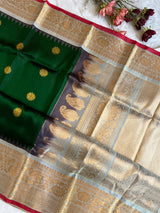 Bottle green Grey Gadwal Kanchi Pure Silk