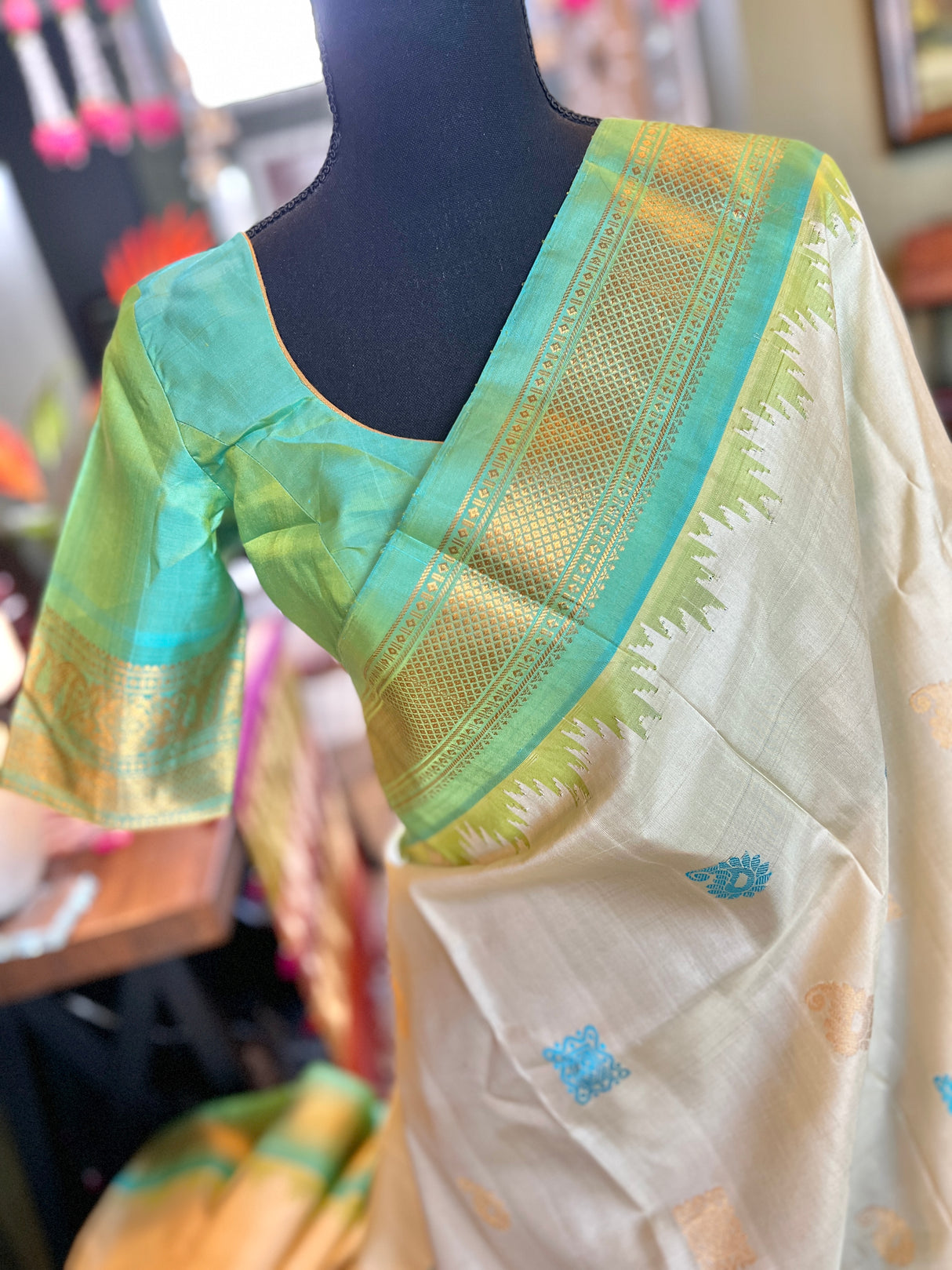 Ivory beige aquamarine Combo Gadwal Pure Silk