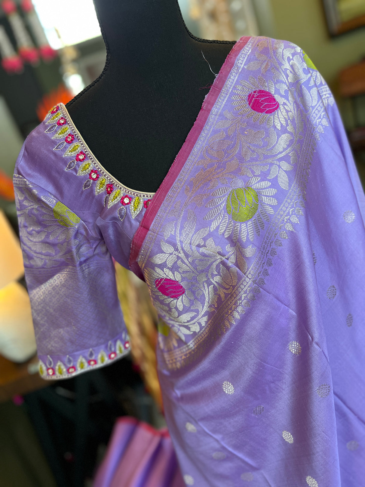 Lavender Meenakari Kanchi Gadwal Fusion Handloom Pure Silk