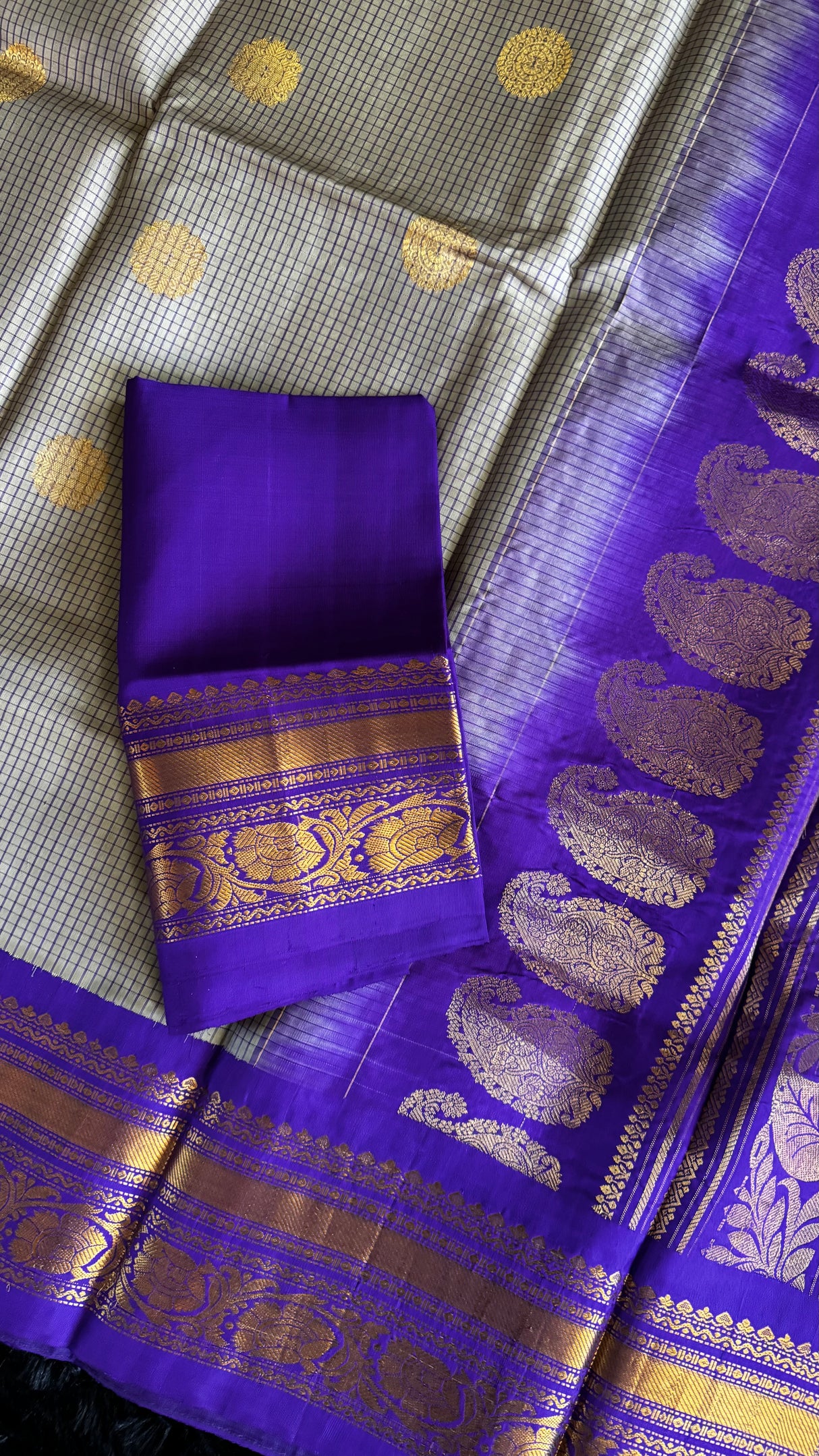 Grey/Purple Tiny Checks Gadwal Handloom Pure Silk