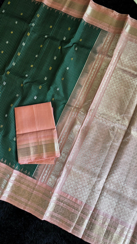 Forest Green/Peachy Pink Tiny Checks Gadwal Handloom Pure Silk