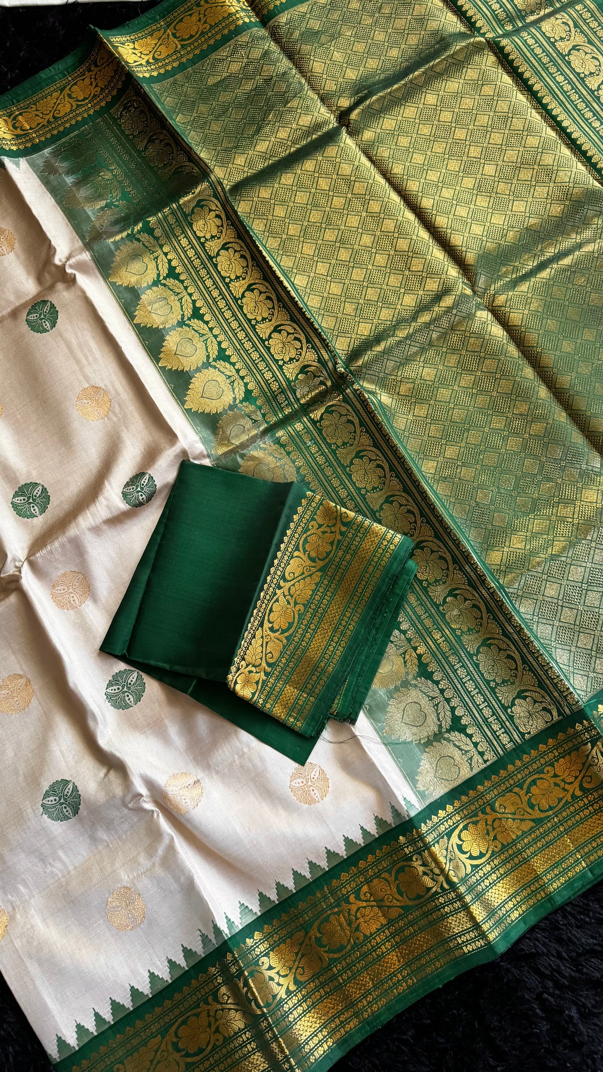 Sandlewood/green Gadwal Handloom Pure Silk