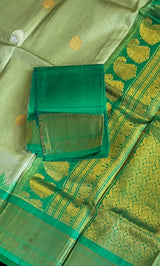 Pastel Green/Emerald Green Tiny Checks Gadwal Handloom Pure Silk