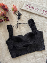 Black Self Pattern Velvet Sleeveless Blouse 36