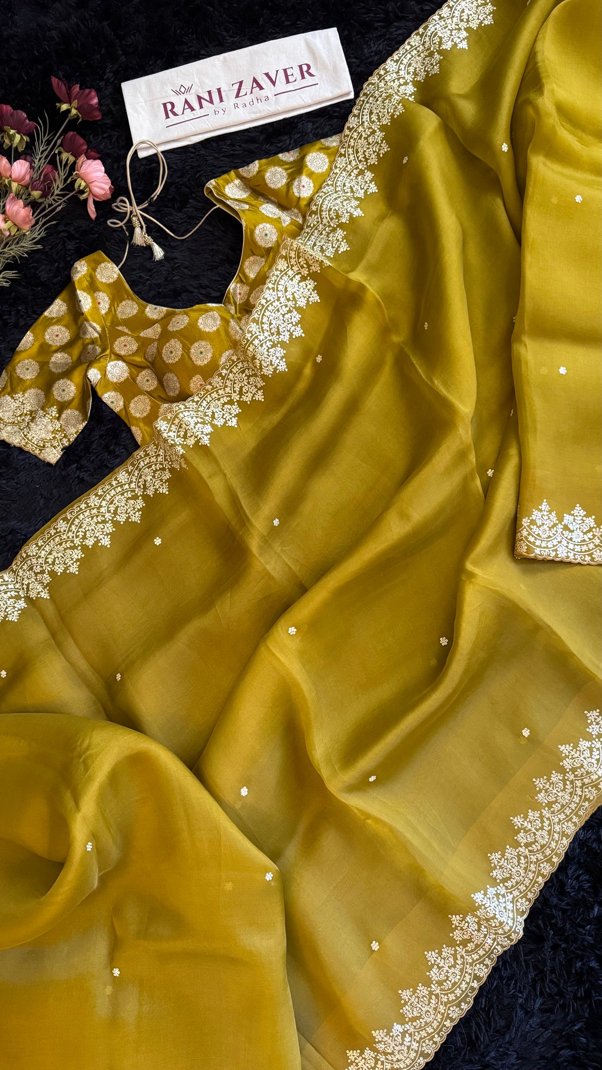 Citrine Organza Wit Pita Embroidery