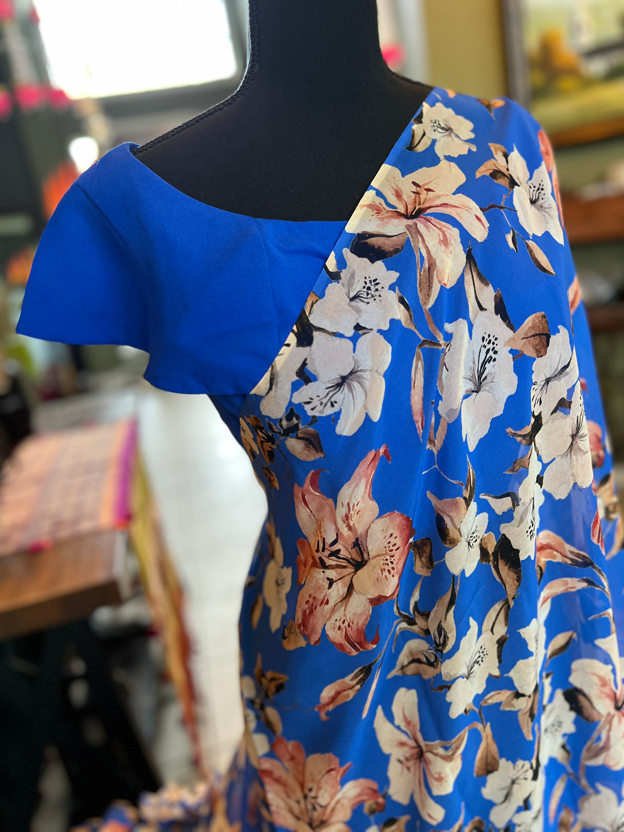 Blue Floral Pure georgette With Flutter Sleeve Blouse