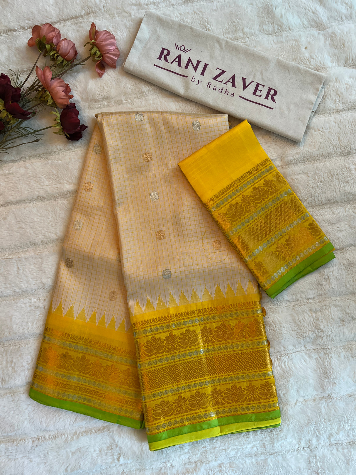 Off White Gloden yellow Tiny Checks Gadwal Pure silk