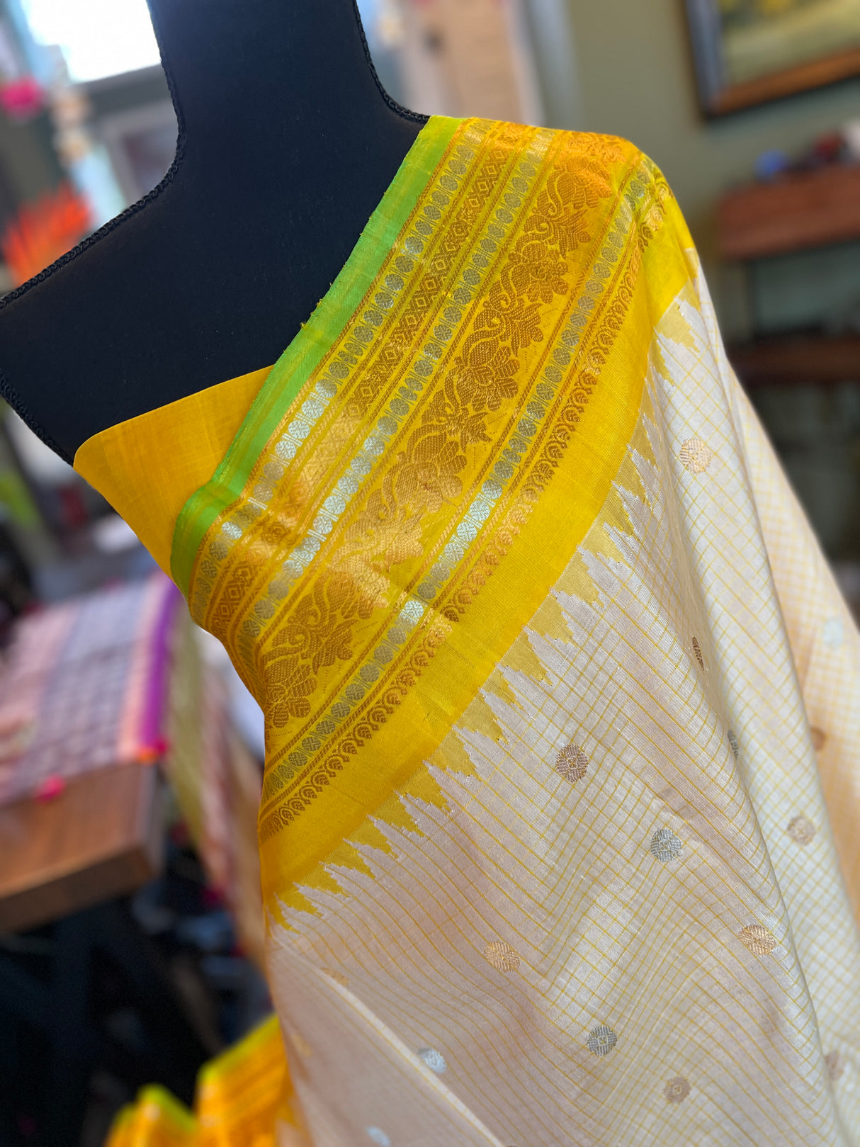 Off White Gloden yellow Tiny Checks Gadwal Pure silk