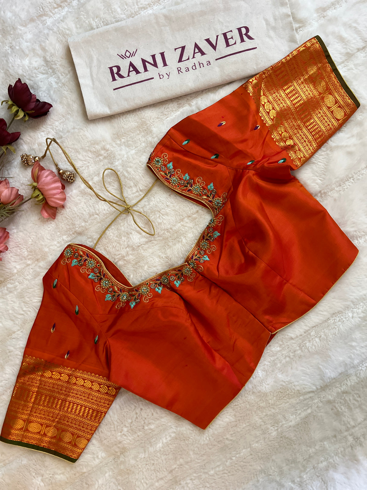 Nandi Motif Rangkat border Pure Kanchipuram SIlk Korvai