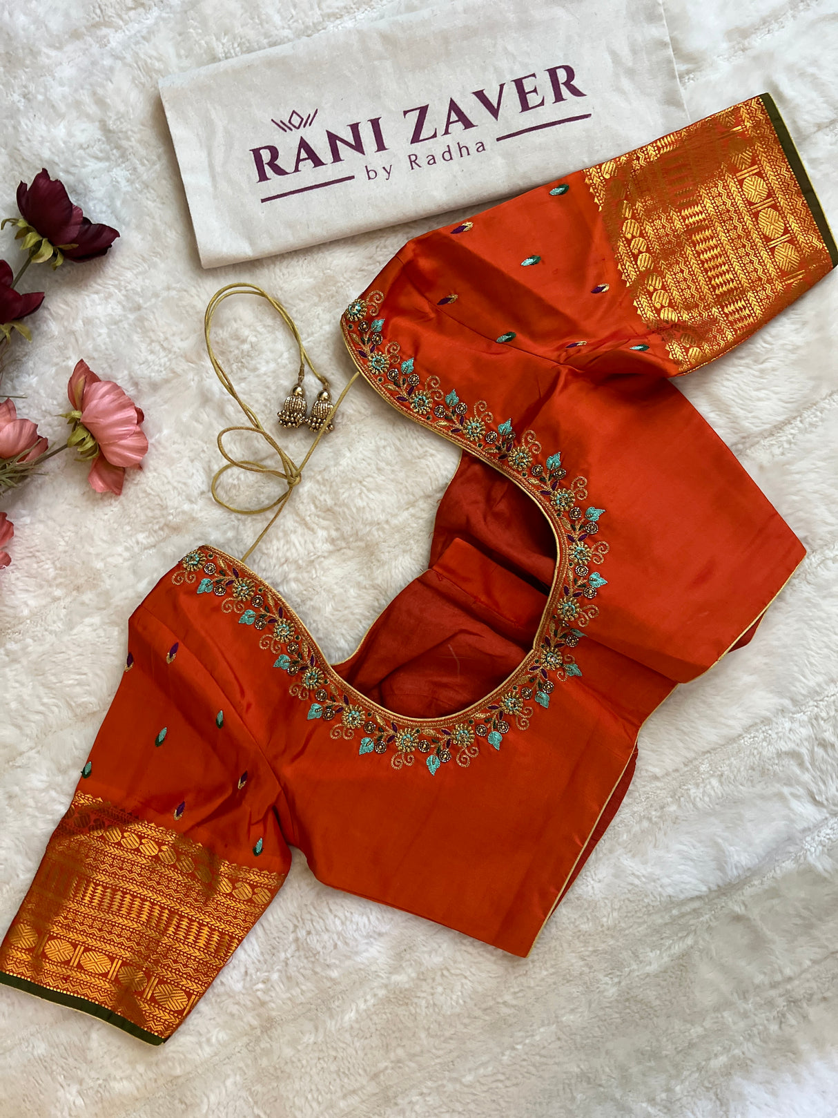 Nandi Motif Rangkat border Pure Kanchipuram SIlk Korvai