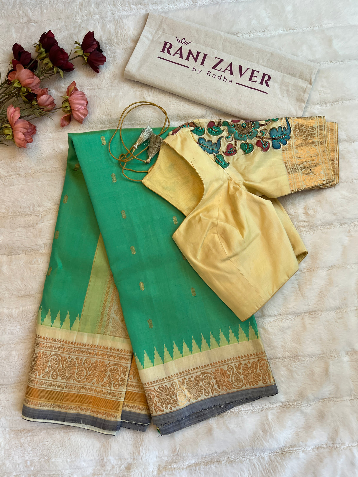 Pista Green Gadwal Pure Silk