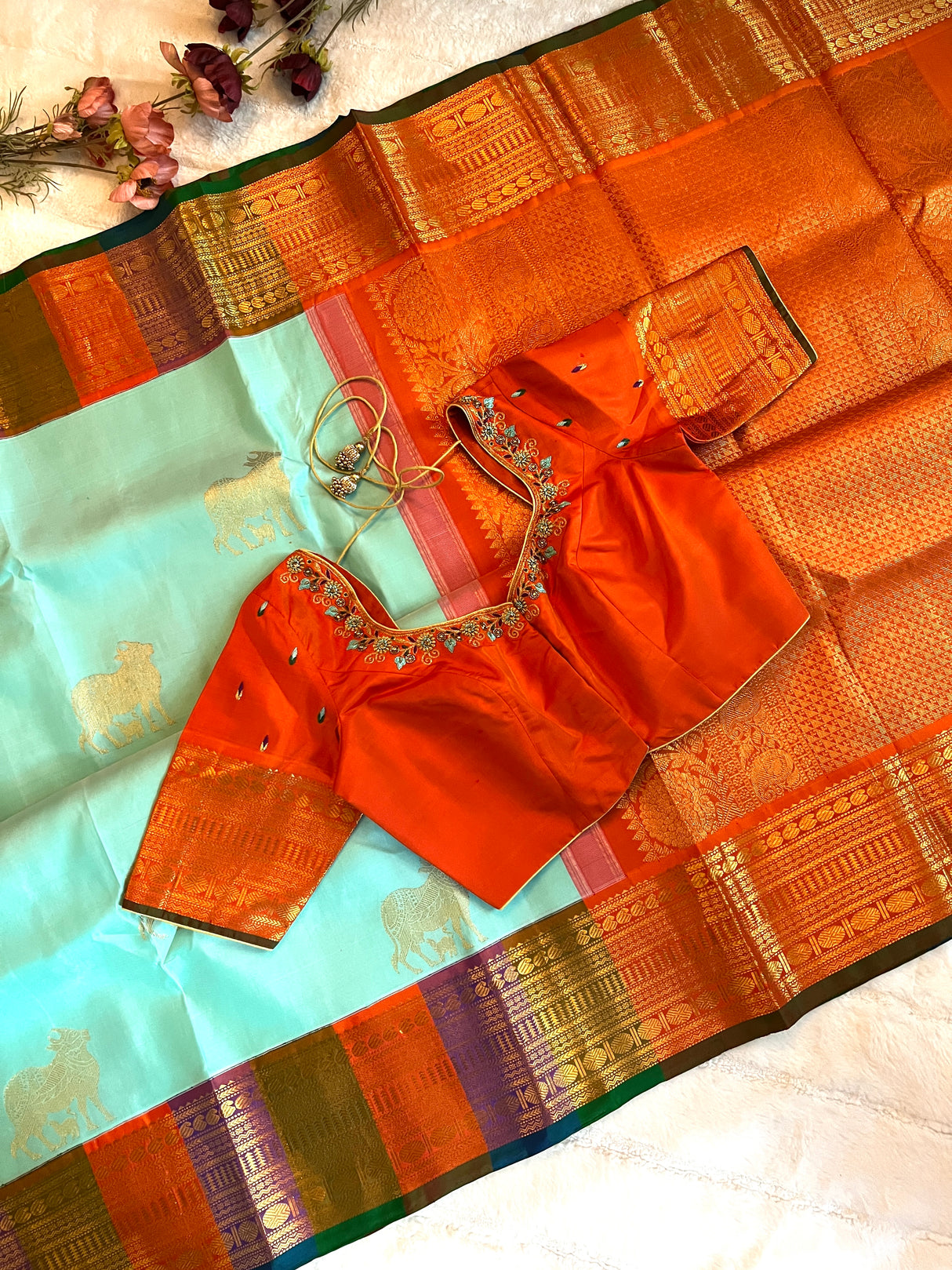 Nandi Motif Rangkat border Pure Kanchipuram SIlk Korvai