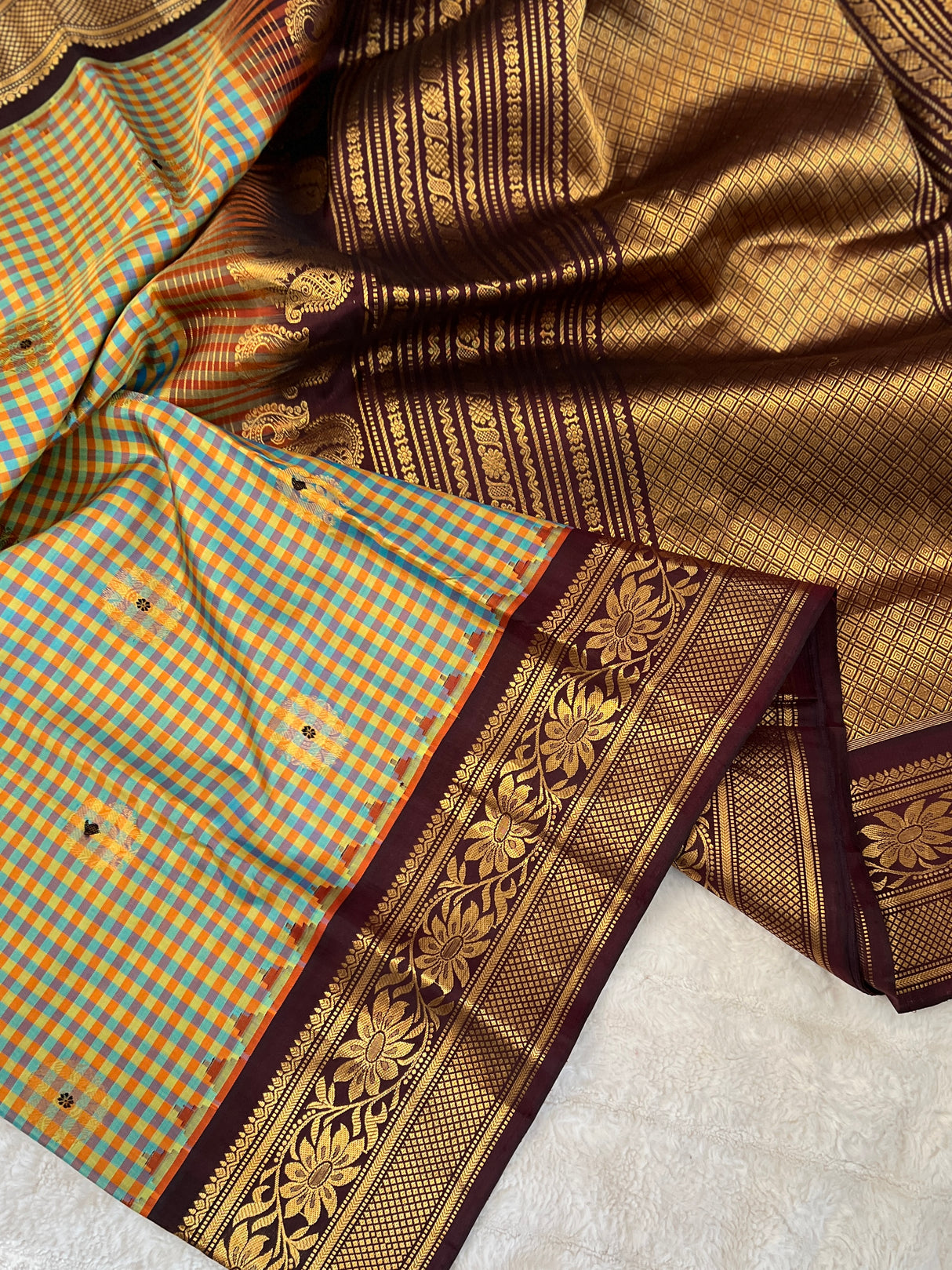 Tiny Checks Gadwal Pure Silk