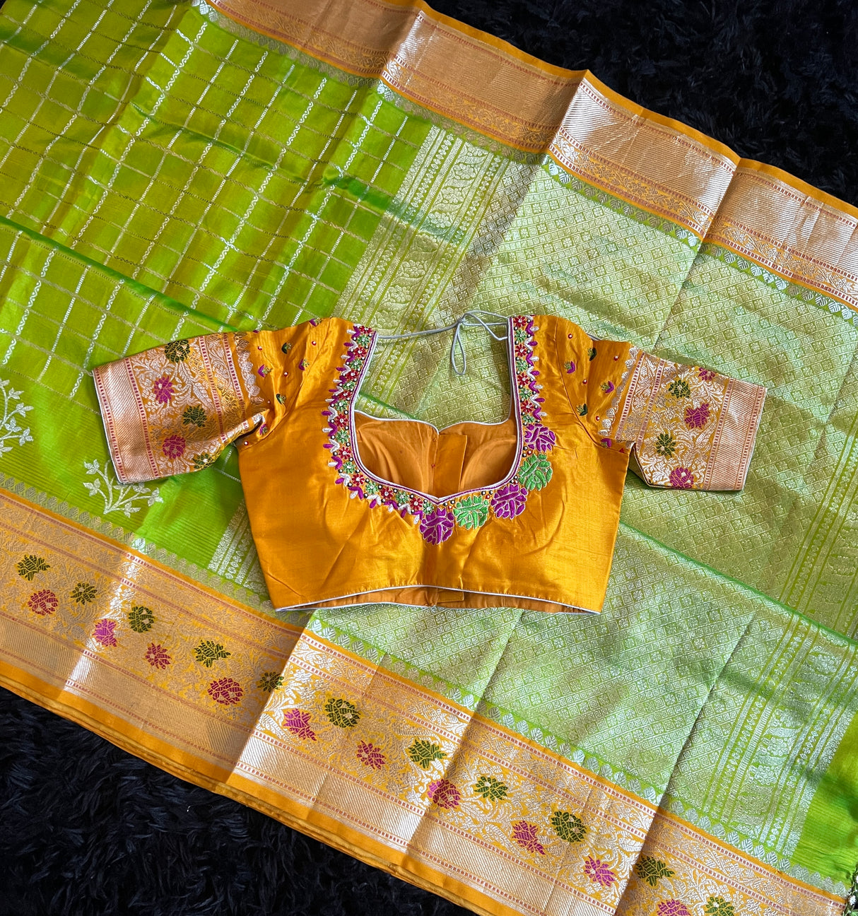 Venkatagiri Pattu saree with blouse green