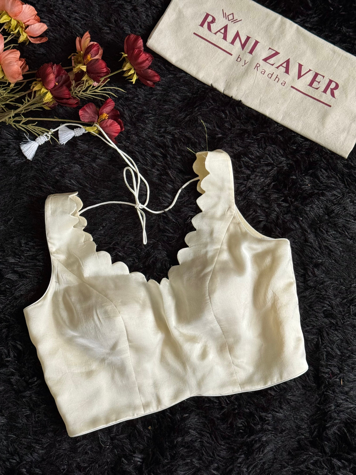 Ivory Satin Sleeveless Scallop V neck Blouse 36