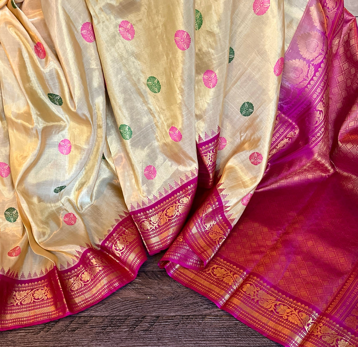 Traditional Gadwal handloom saree made from pure silk tissue