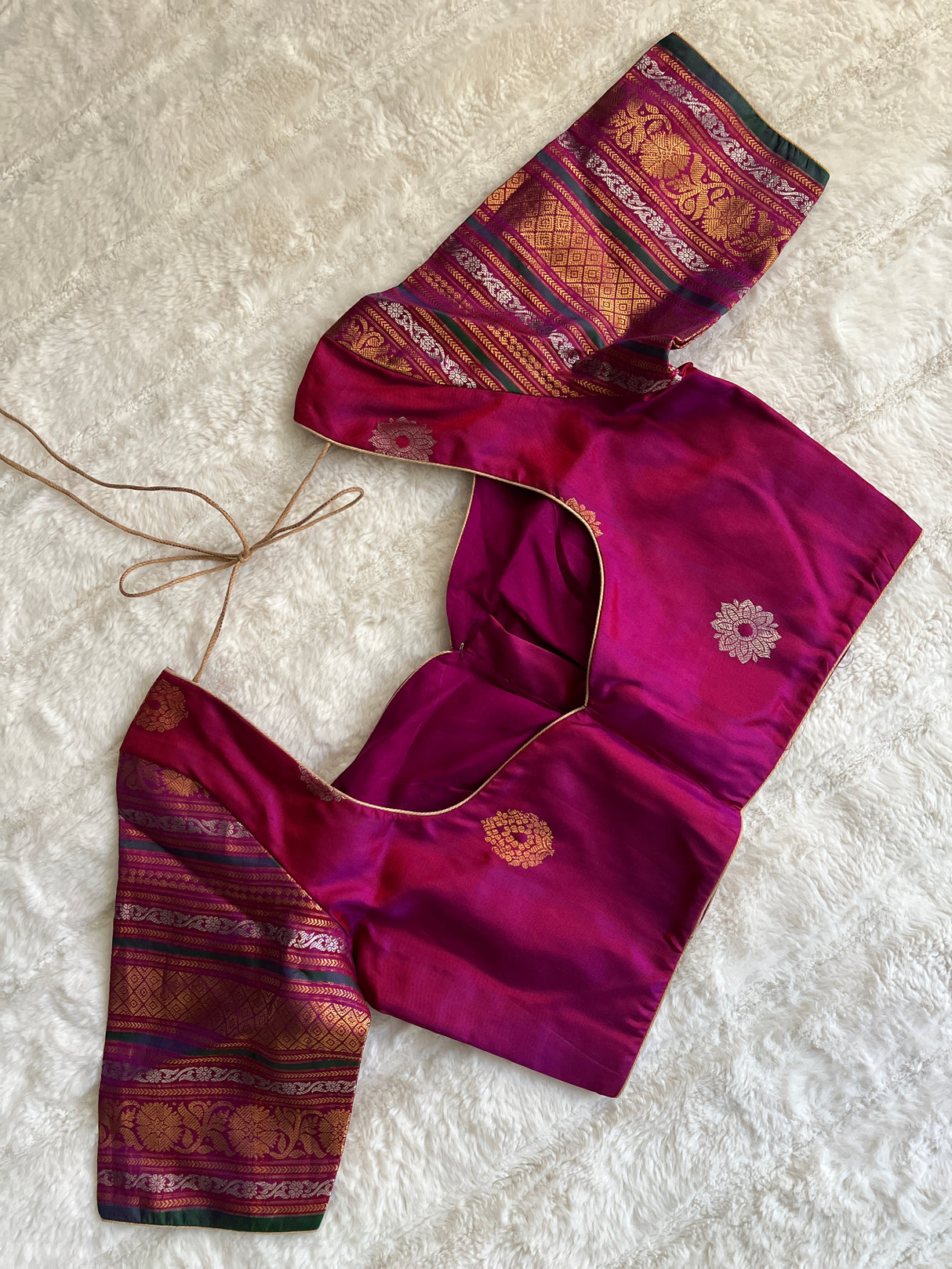 Beige with Purple/magenta Gadwal Handloom Pure Silk