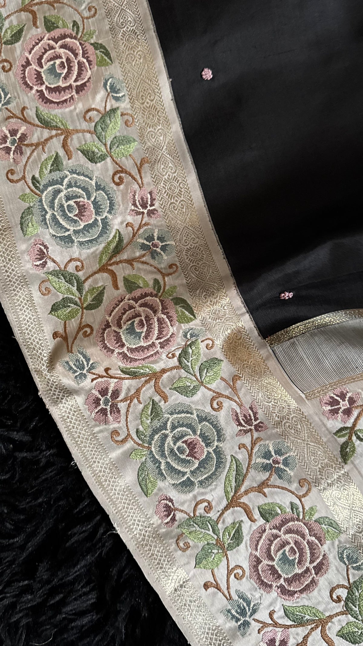 Black Korvai Kanchipuram Gap Border Embroidery