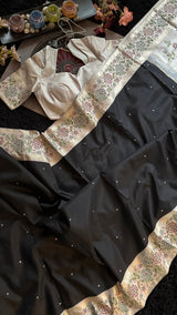 Black Korvai Kanchipuram Gap Border Embroidery