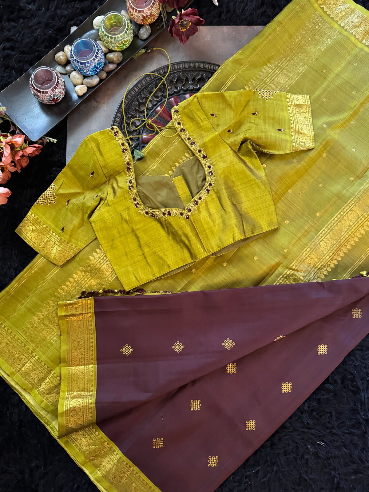 Kolam Butti korvai Kanchipuram pure silk